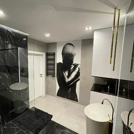 Prestige Line Manhattan * Legnica